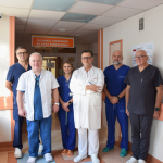 Zespół Kliniki Chirurgii Klatki Piersiowej: dr Piotr Matuszewski, dr Paweł Piróg, dr Aleksandra Czarnecka, dr hab. n. med. Paweł Rybojad, dr Marcin Wawrzycki, dr Sławomir Pawelec Zespół Kliniki Chirurgii Klatki Piersiowej: dr Piotr Matuszewski, dr Paweł Piróg, dr Aleksandra Czarnecka, dr hab. n. med. Paweł Rybojad, dr Marcin Wawrzycki, dr Sławomir Pawelec